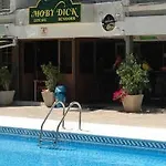 Moby Dick بينايدورم